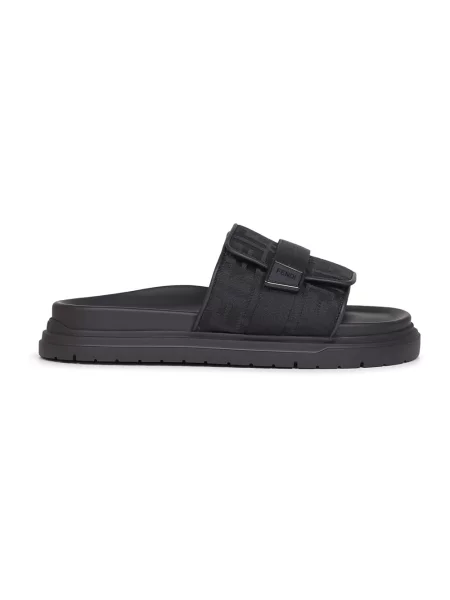 Klapki Fendi skórzane chunky czarne