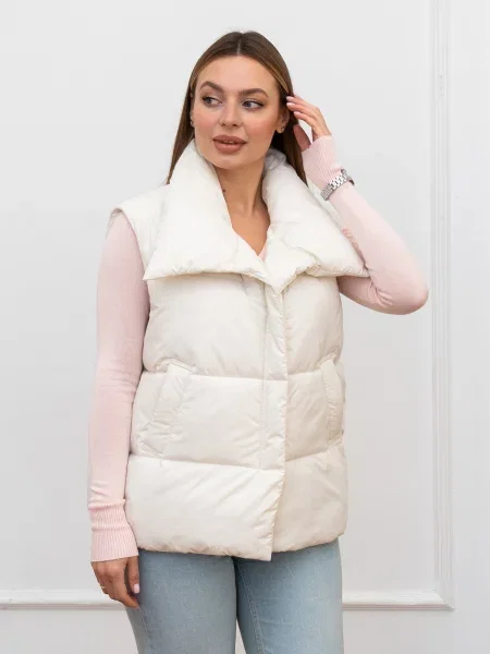 Жилет з утеплювачем UVENTUM молочний