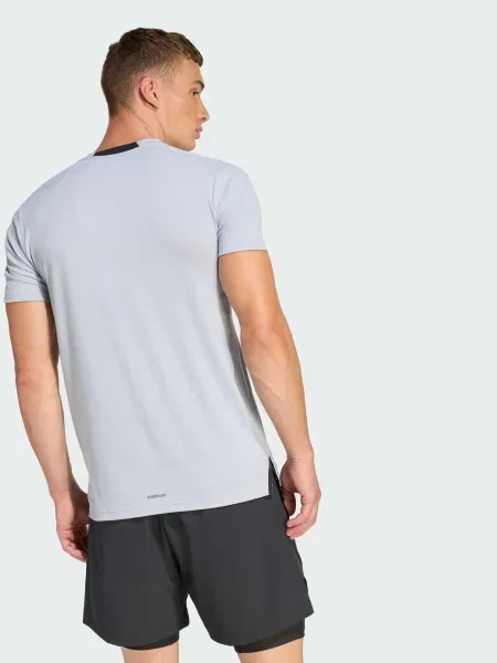 Переработанный спортивная футболка Adidas серая