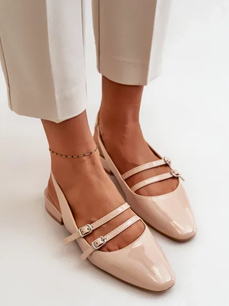 Балеринки Fd1 с нисък ток от лакирана кожа бежово