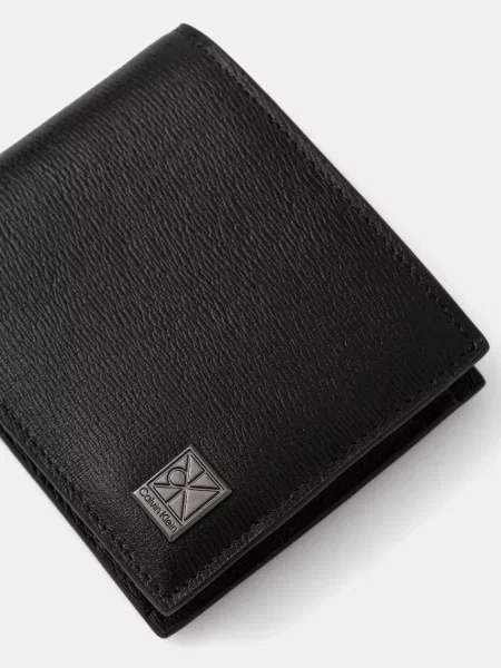 Calvin Klein Peňaženka EMBLEM HW BILLFOLD W/COIN' čierna