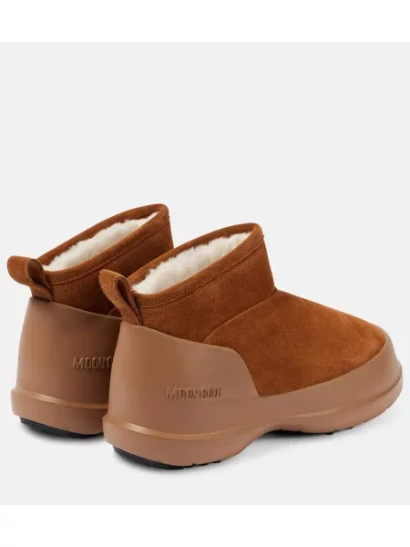 Cizme scurte Moon Boot din piele de căprioară maro