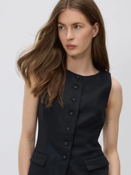 Reserved Лляна жилетка чорний