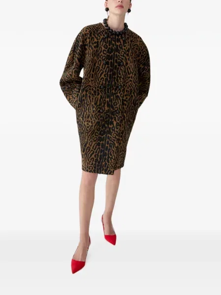 Palton Carolina Herrera cu model leopard din jacard maro