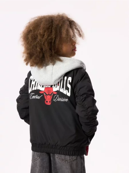 Reserved Geacă Chicago Bulls NBA negru