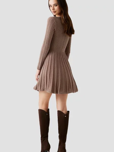 Сукня Guess коричнева