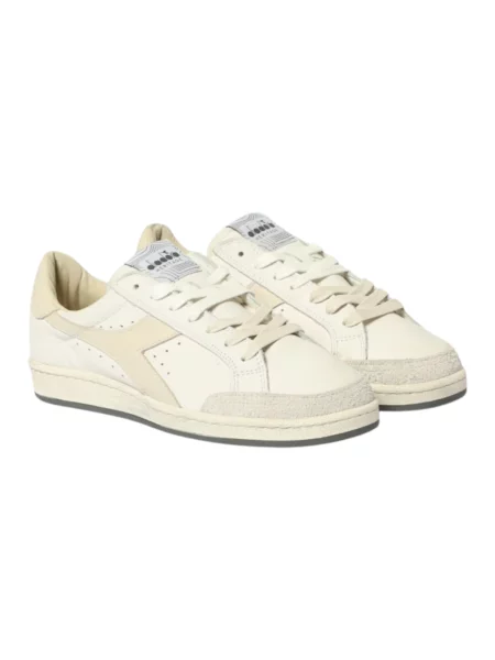 Sneakersy Diadora skórzane z przetarciami białe