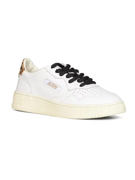 Sneakersy Autry skórzane białe