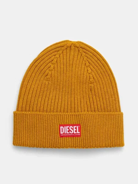 Вълнена шапка Diesel оранжево с фина плетка от вълна жълто