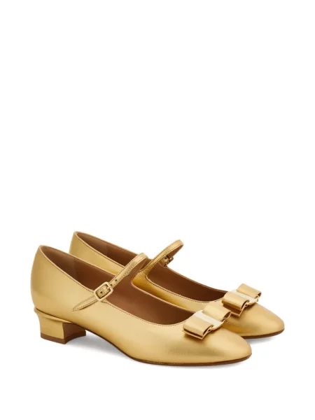Pantofi cu toc Ferragamo cu funde auriu