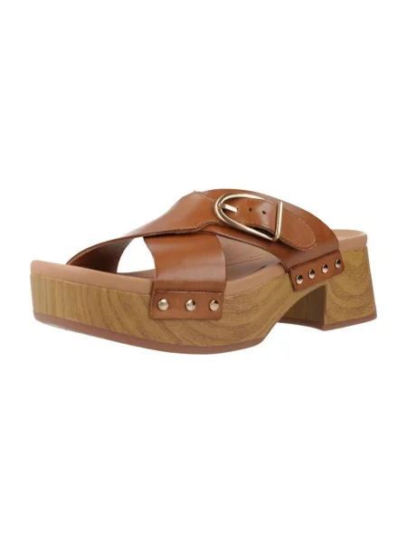 Pantofi Clarks maro
