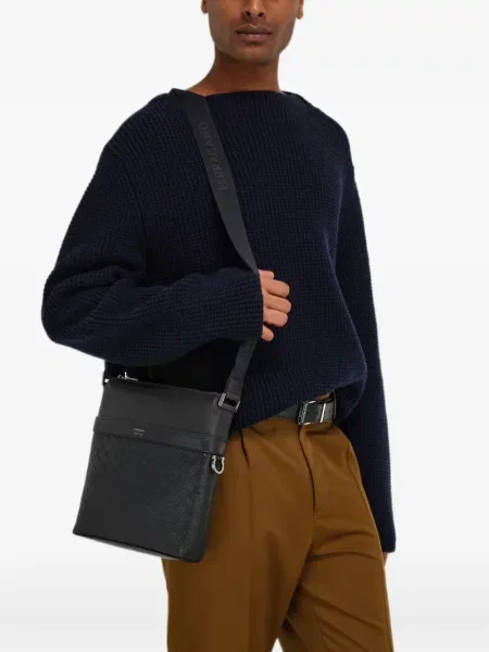 Geantă crossbody Ferragamo negru