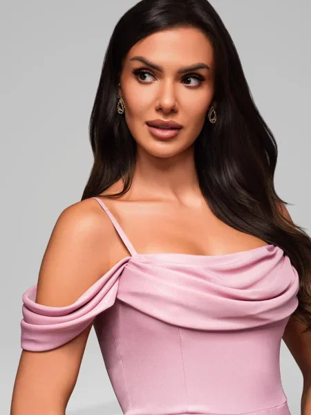 Rochie de seară Edoti de costum roz