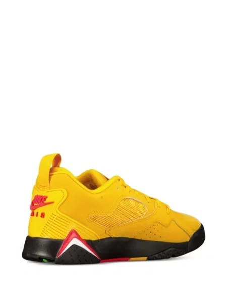 Sneaker Jordan sárga