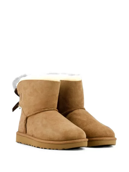 Cizme scurte Ugg cu funde din piele maro