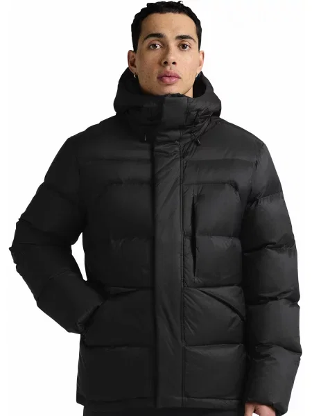 Пуховик Jack Wolfskin черный