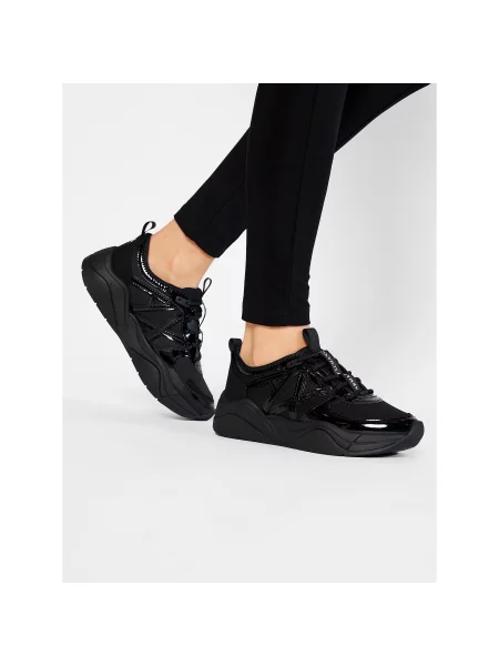 Sneakersy Armani Exchange čierna