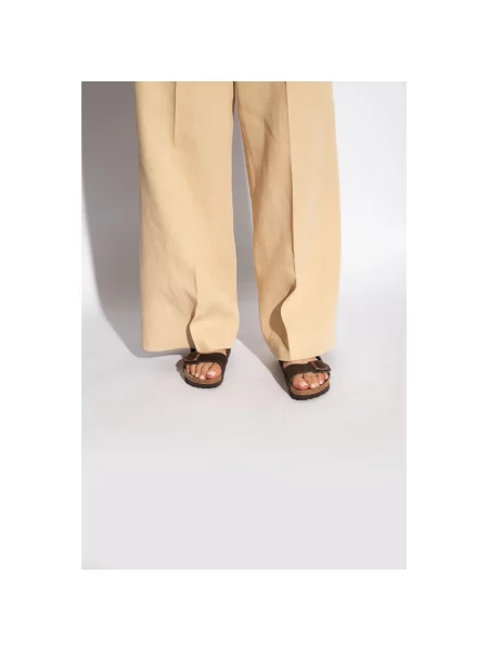 Klapki Birkenstock zamszowe brązowe