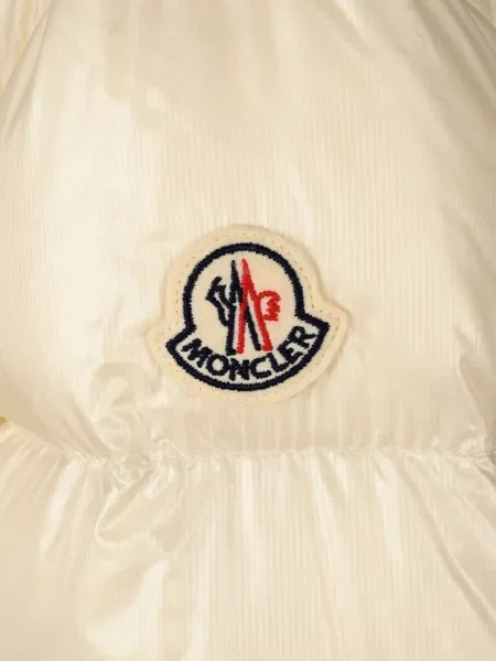 Matlasat geacă Moncler cu autograf