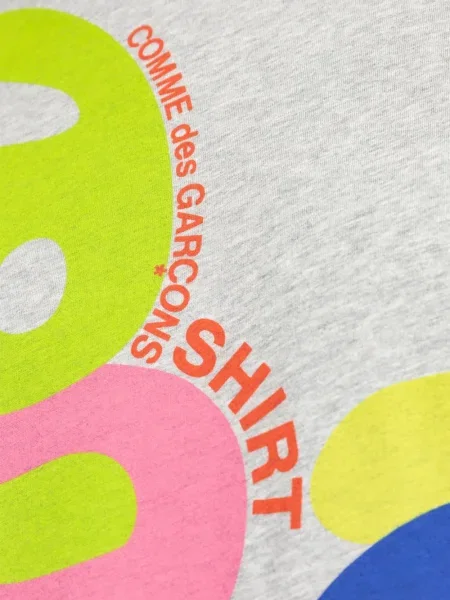 Tricou Comme Des Garçons Shirt cu imagine cu imprimeu abstract gri