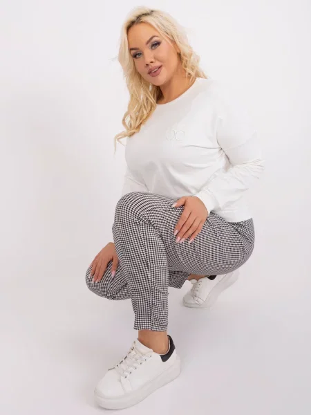 Bluza Fashionhunters bela