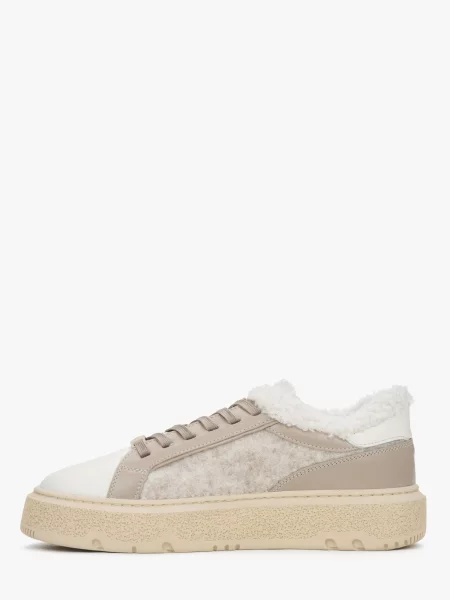 Sneakerși Estro bej