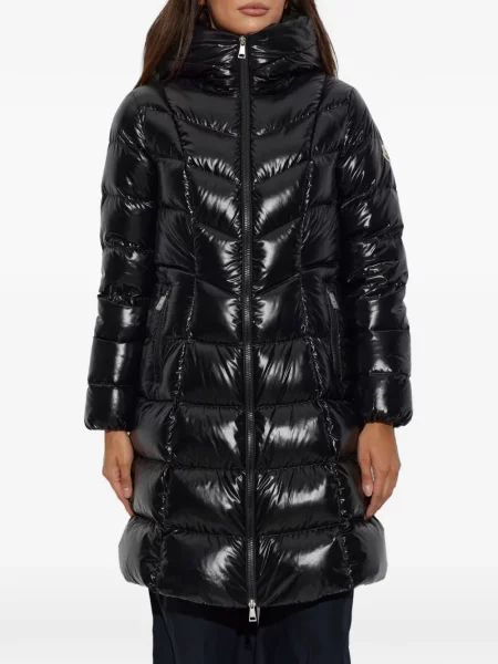 Matlasat palton Moncler negru