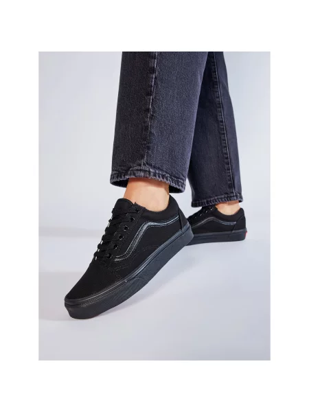 Félcipő Vans fekete