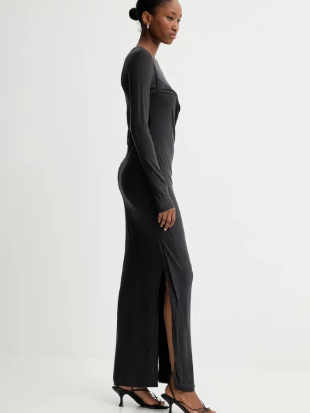 Вовняна сукня Nanushka maxi облягаюча сірий