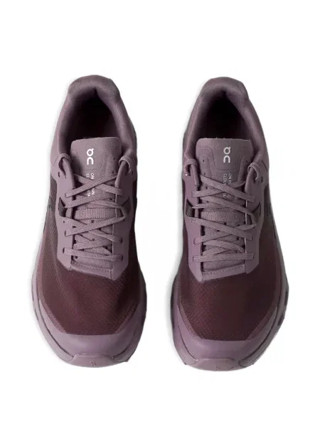 Fűzős csipkés sneaker On lila