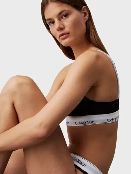 Бюстгальтер Calvin Klein черный