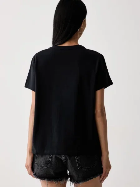 Levi's T-shirt GR T2 PERFECT czarna