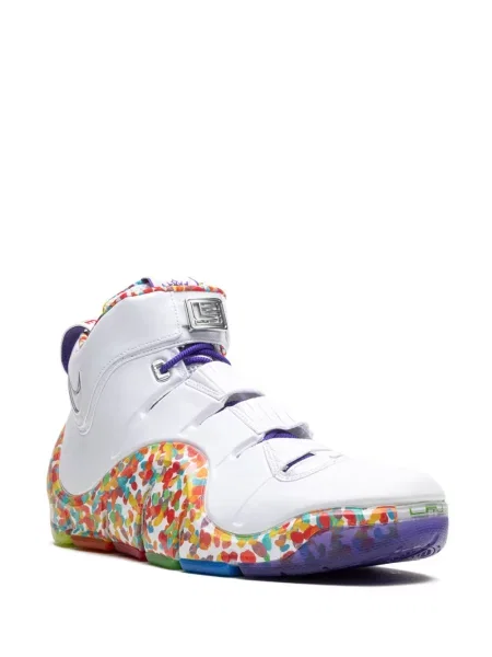 Sportbačiai Nike LeBron balta