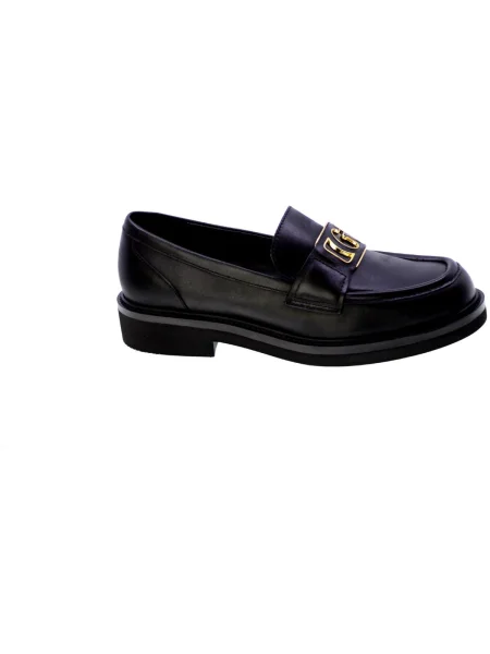 Guess De piele pantofi loafer SHUTTLE negru