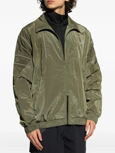 Semišové reflexní kraťasy Adidas s kulatým výstřihem černé