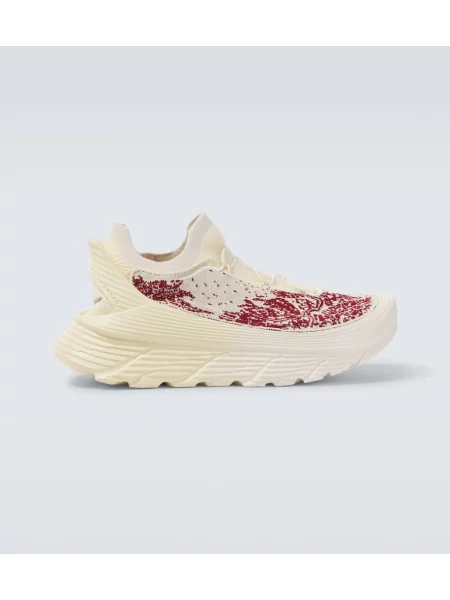 Superge Hoka One One bela