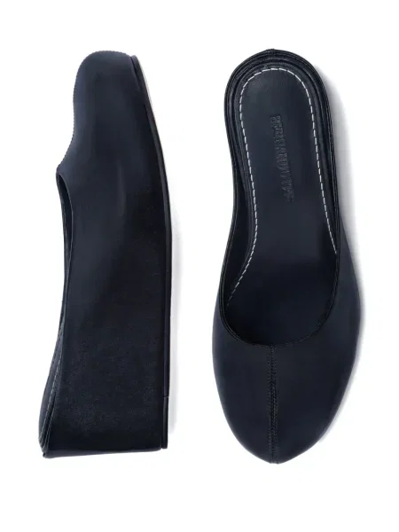 Papuci tip mules Bernardo cu platformă negru