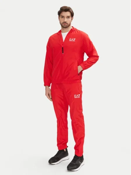 Emporio Armani Анцуг червен