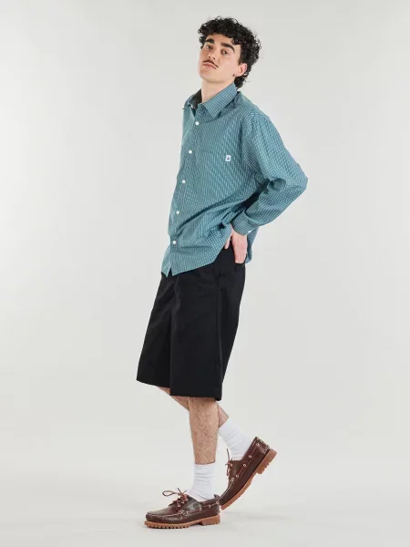 Krátky šortky Dickies v biznis štýle keper čierna