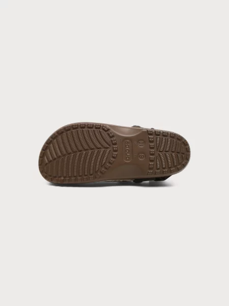 Crocs Dreváky Classic hnedá / hnedá biela