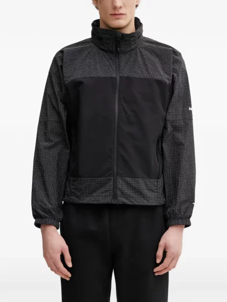 Geacă The North Face în carouri negru