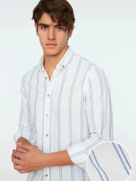 Раирана риза Trendyol бяло