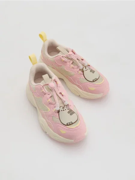 Кроссовки Reserved