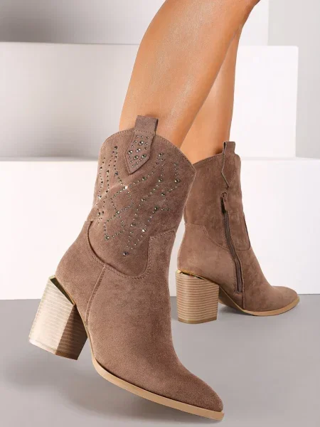 Botine Irilianne bej