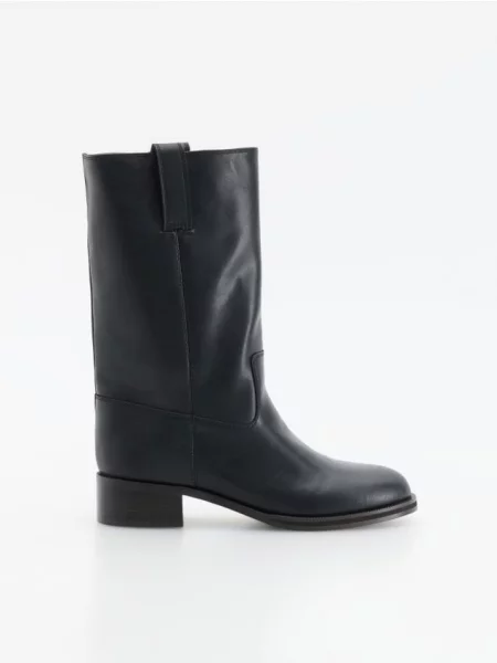 Reserved Botine din piele negru