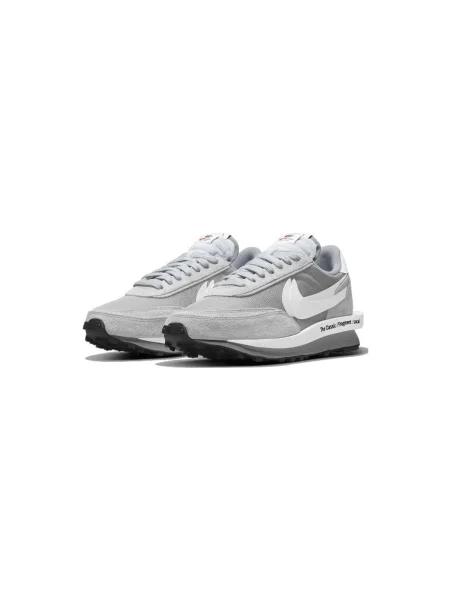 Pantofi Nike gri