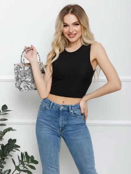 ISSA Plus ­ Топ чорний