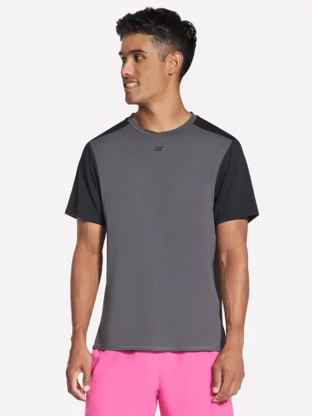 Спортивна футболка Skechers SKECHERS PACE TEE сірий/чорний поліестер/спандекс чорна