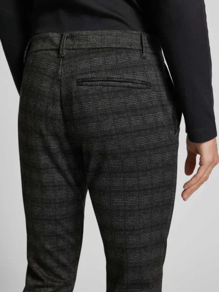 Chinosy o kroju slim fit z dżerseju z przeszytym podwiniętym zakończeniem nogawki Tom Tailor Denim czarne