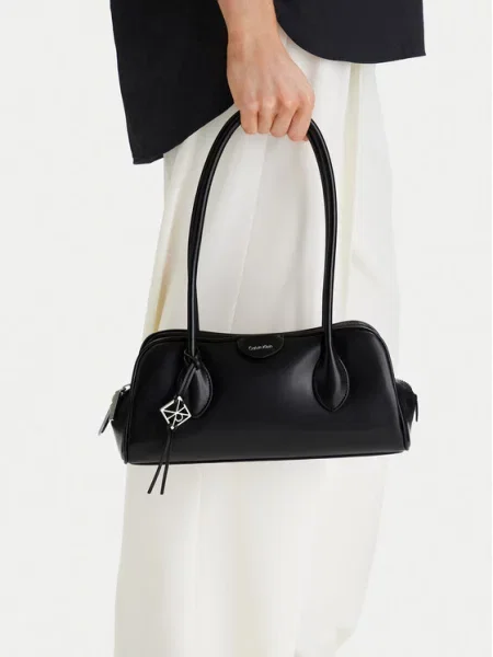Calvin Klein Дамска чанта Emblem Trio Shoulder Bag черен